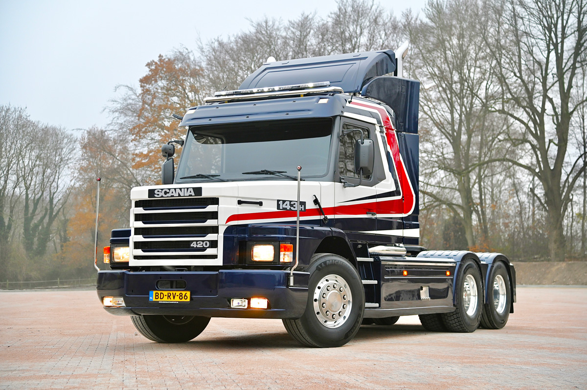 de-scania-t143-van-beekman-transport